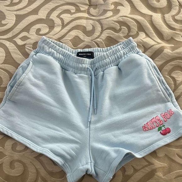 White fox Light Blue lounge Shorts XS - Picture 5 of 8